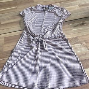 Rare Editions girls size 7 pink with tiny black stripes knit dress